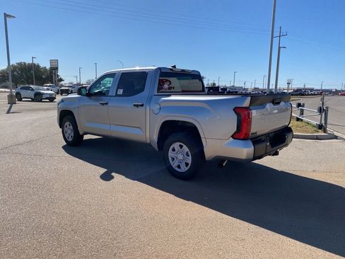Used 2025 Toyota Tundra SR w/ SR Tow Package image 10