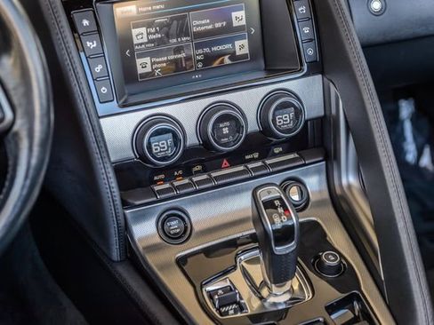 Used 2017 Jaguar F-TYPE Convertible RWD image 36