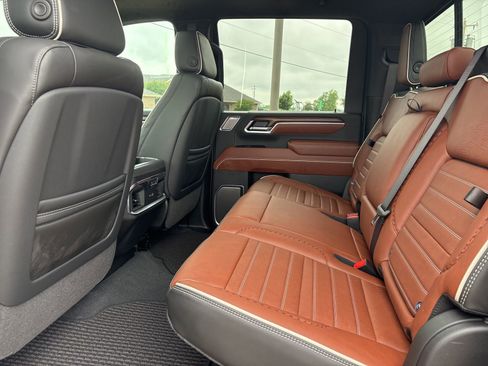 New 2026 GMC Sierra 2500 Denali Ultimate image 19