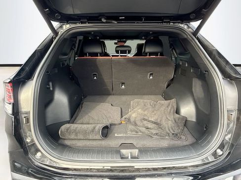 Used 2024 Kia Sportage SX image 30