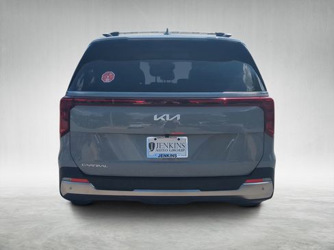 New 2026 Kia Carnival SX image 4