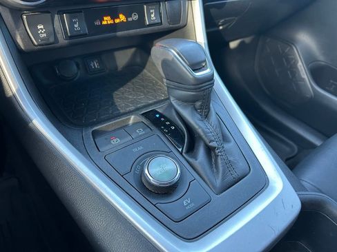 Used 2023 Toyota RAV4 XSE w/ XSE Grade Weather Package AWD/4WD image 28