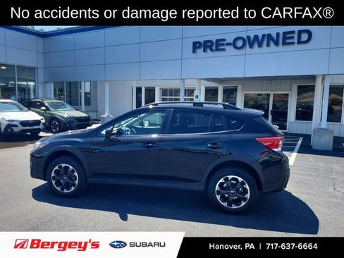 Used 2021 Subaru Crosstrek 2.0i Premium image 2