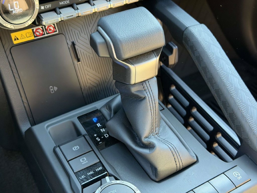 New 2026 Toyota 4Runner Limited AWD/4WD image 6