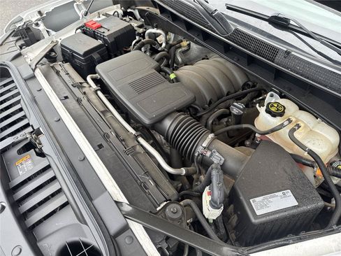 Used 2019 Chevrolet Silverado 1500 LT w/ All-Star Edition AWD/4WD image 12