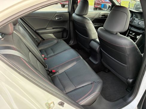 Used 2017 Honda Accord Sport Special Edition image 22