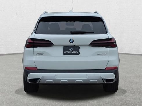 Used 2025 BMW X5 xDrive40i AWD/4WD image 6