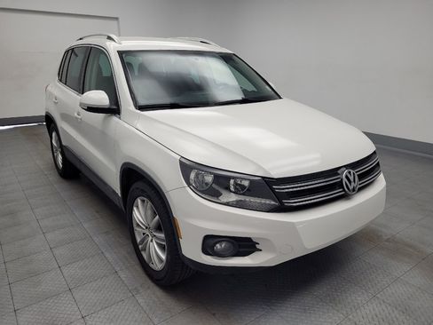 Used 2014 Volkswagen Tiguan SE FWD image 13