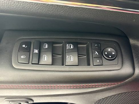 Used 2021 Jeep Grand Cherokee Trailhawk w/ Trailhawk Luxury Group AWD/4WD image 20