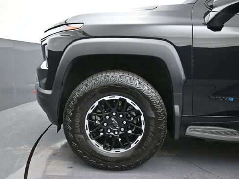 Used 2026 Chevrolet Silverado EV Trail Boss w/ Plus Package AWD/4WD image 10