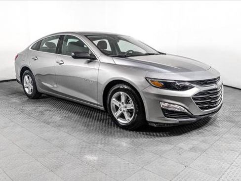 Used 2023 Chevrolet Malibu LS FWD image 11
