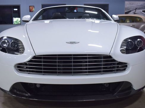 Used 2014 Aston Martin V8 Vantage S image 5