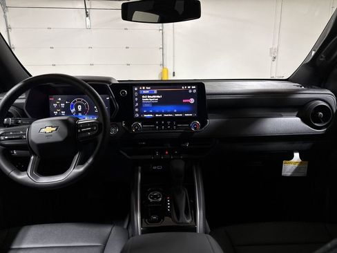 New 2026 Chevrolet Colorado W/T w/ WT Custom Package AWD/4WD image 10