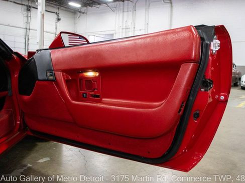 Used 1990 Chevrolet Corvette ZR-1 RWD image 35