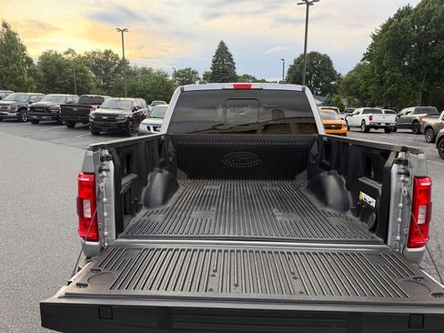 Used 2022 Ford F150 XLT w/ Equipment Group 302A High AWD/4WD image 7