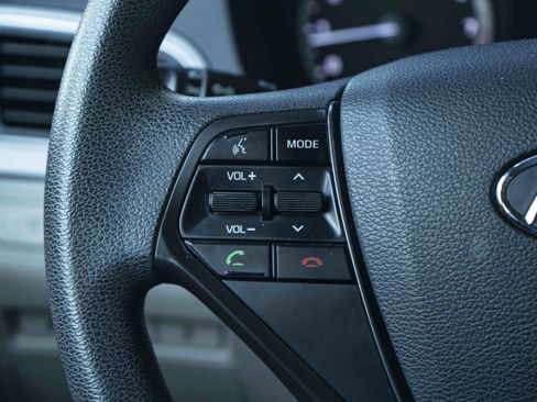 Used 2015 Hyundai Sonata SE FWD image 20