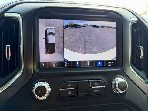 Used 2022 GMC Sierra 3500 AT4 w/ AT4 Preferred Package AWD/4WD image 38