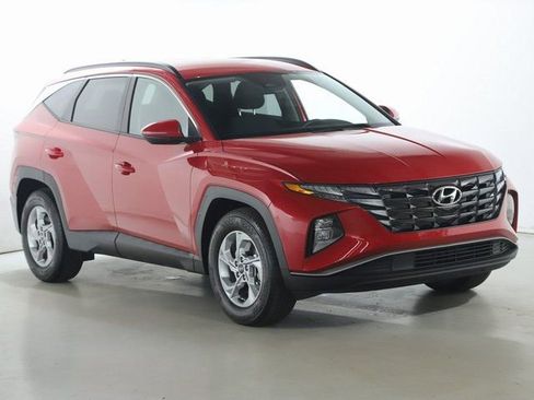 Used 2023 Hyundai Tucson SEL FWD image 9