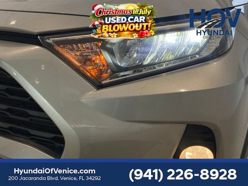 Used 2021 Toyota RAV4 XLE Premium FWD image 7