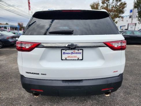 Used 2021 Chevrolet Traverse RS w/ LPO, Floor Liner Package image 4
