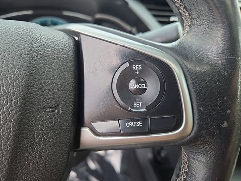 Used 2017 Honda Civic EX-L image 18