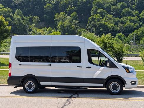 Used 2023 Ford Transit 350 XL RWD image 4