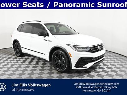 Certified 2022 Volkswagen Tiguan SE R-Line