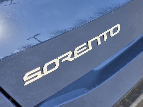 New 2026 Kia Sorento S image 7