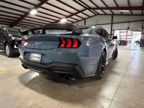 Used 2024 Ford Mustang GT RWD image 6
