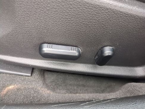 Used 2010 Ford Fusion Sport image 17