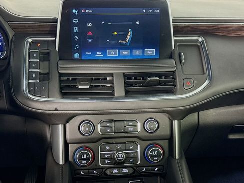 Used 2023 Chevrolet Tahoe Z71 w/ Luxury Package AWD/4WD image 38
