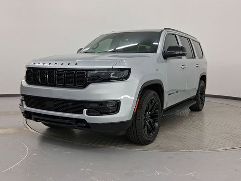 Used 2023 Jeep Wagoneer Series II image 1