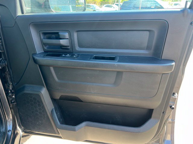 Used 2015 RAM 1500 ST w/ SXT Appearance Group AWD/4WD image 9