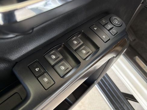 Used 2018 GMC Sierra 1500 Denali AWD/4WD image 9