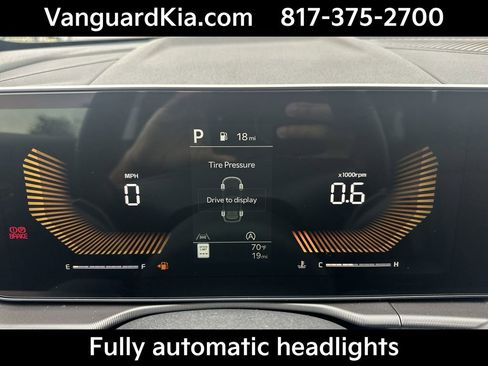 Certified 2026 Kia Sportage EX w/ EX Panorama Roof Package image 11