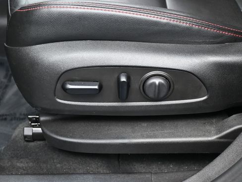 Used 2024 Chevrolet Equinox RS w/ RS Leather Package image 12