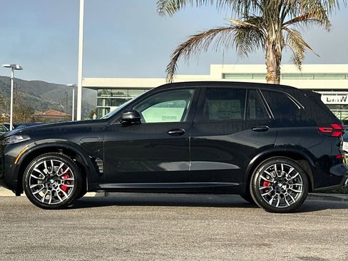 New 2026 BMW X5 xDrive50e w/ M Sport Package AWD/4WD image 6