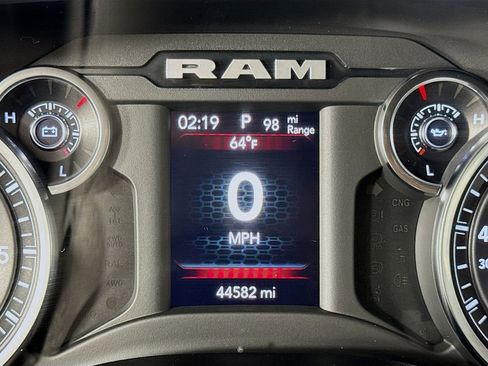 Used 2020 RAM 1500 Big Horn w/ Built-to-serve Edition AWD/4WD image 26