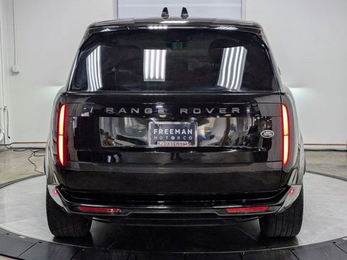 Used 2023 Land Rover Range Rover SE image 8