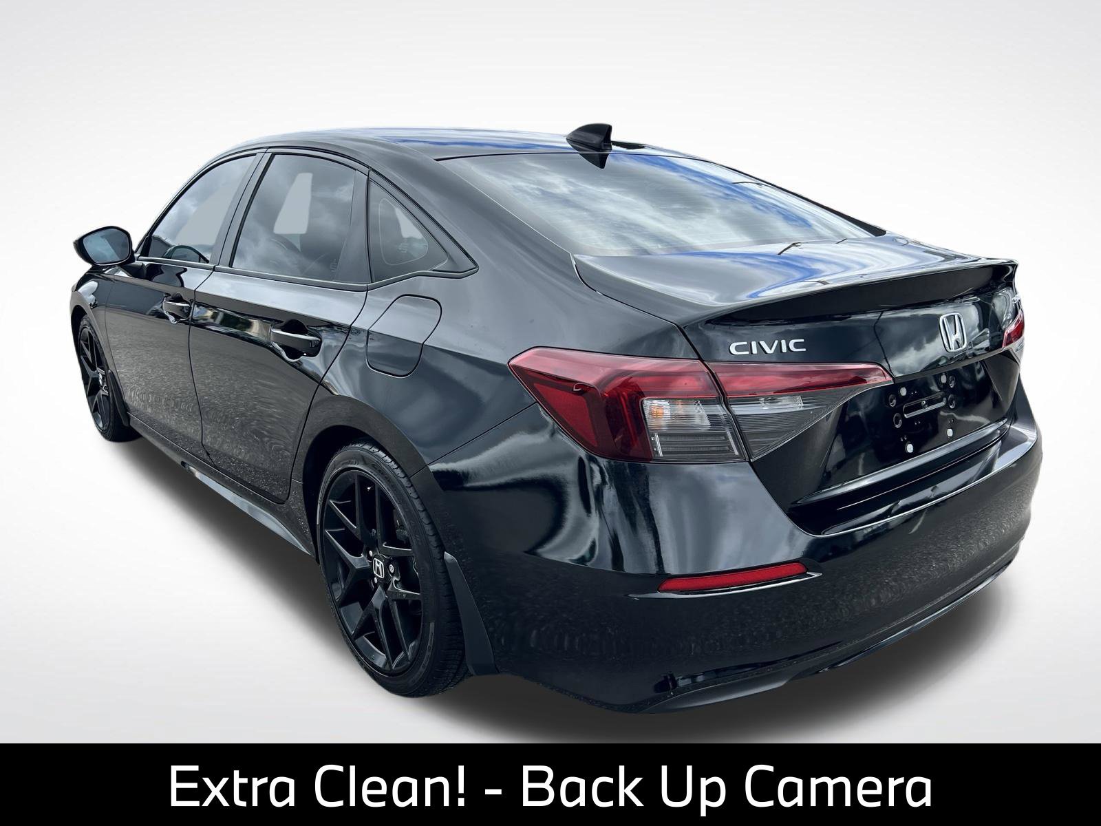 Used 2025 Honda Civic Sport image 5