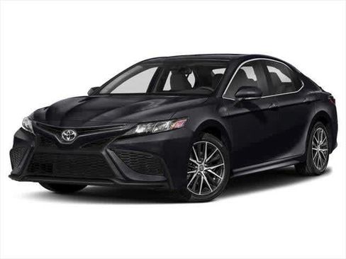 Used 2024 Toyota Camry SE FWD image 1