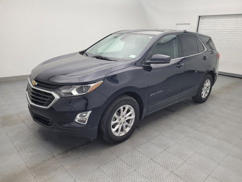 Used 2020 Chevrolet Equinox LT FWD image 2