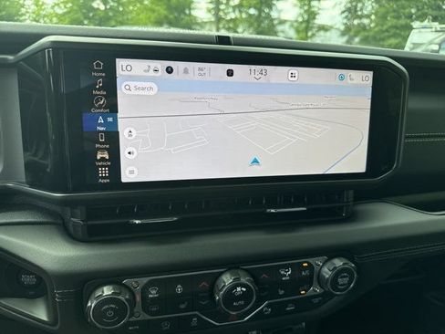 New 2026 Jeep Wrangler Unlimited Sahara AWD/4WD image 29