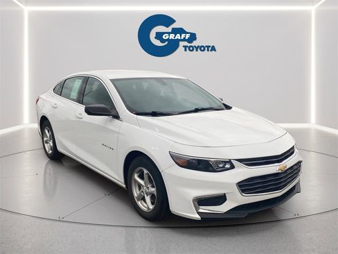 Used 2018 Chevrolet Malibu LS image 11