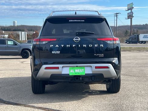 Used 2023 Nissan Pathfinder Platinum image 6