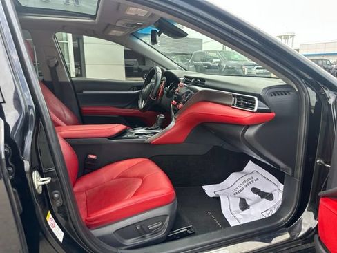 Used 2018 Toyota Camry XSE w/ Driver Assist Package FWD image 8