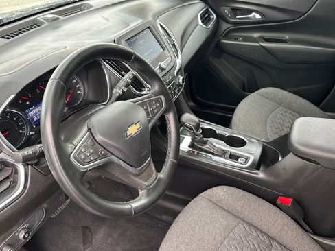 Used 2023 Chevrolet Equinox LT w/ Driver Convenience Package AWD/4WD image 10