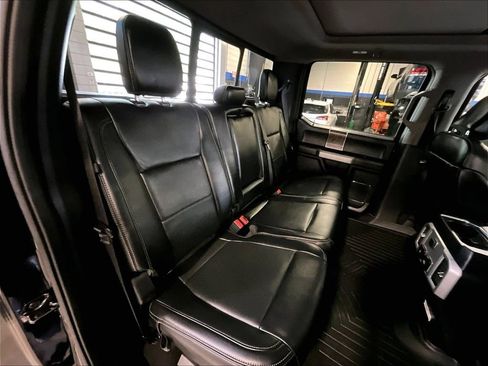 Used 2019 Ford F250 Lariat w/ Lariat Ultimate Package AWD/4WD image 16