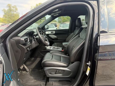 Used 2023 Ford Explorer ST w/ Equipment Group 401A AWD/4WD image 11