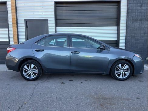 Used 2014 Toyota Corolla LE FWD image 10